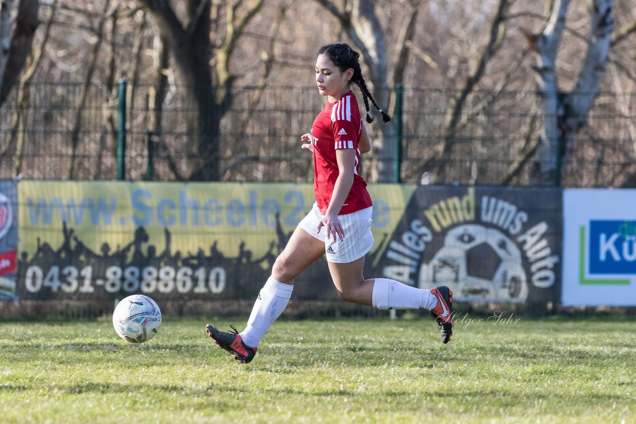 Bild 125 - F Rot Schwarz Kiel - SV Henstedt Ulzburg 2 : Ergebnis: 1:1